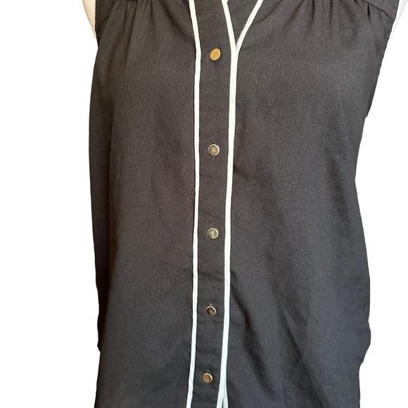 Calvin Klein Black White Trim Sleeveless Blouse size Small - Picture 17 of 17